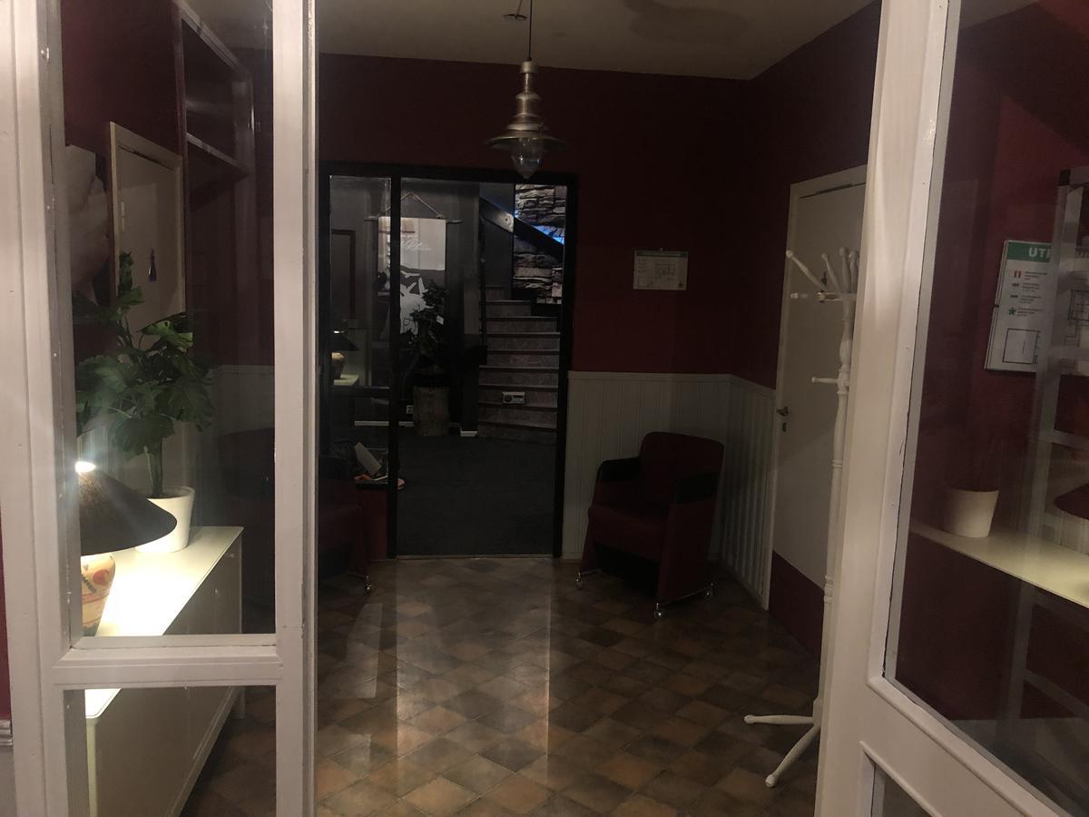 Dentas Hotell Raivi Hoting Extérieur photo